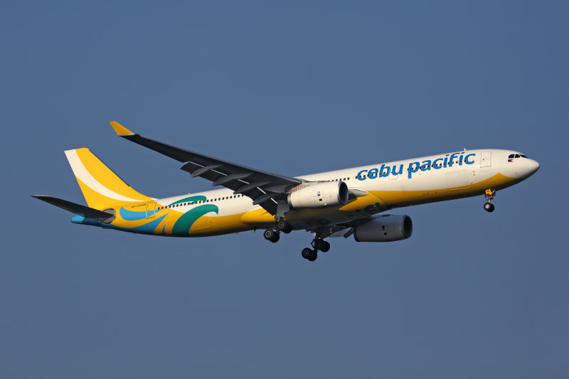 CEBU PACIFIC AIRBUS A330 300 BKK RF 5K5A5836.jpg