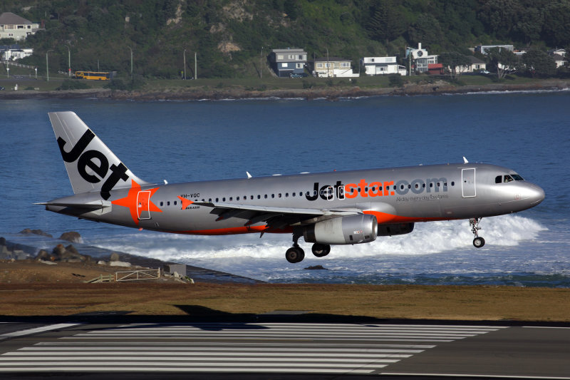 JETSTAR AIRBUS A320 WLG RF 5K5A9084.jpg