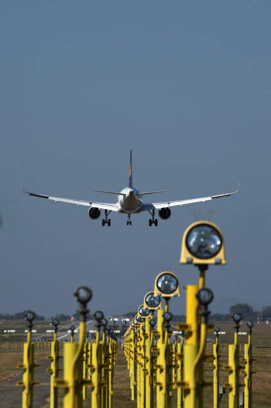 LUFTHANSA_AIRBUS_A320_BUD_RF_5K5A4635.jpg