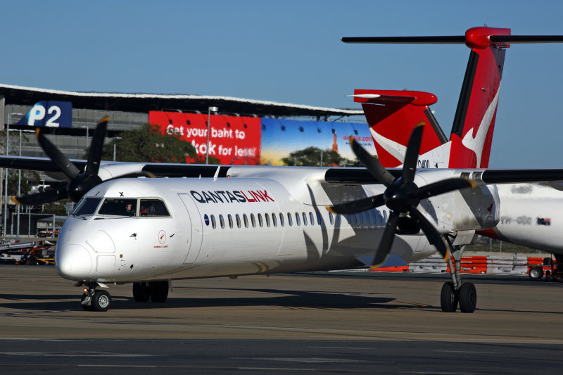 QANTAS_LINK_DASH_8_400_BNE_RF_5K5A0479.jpg