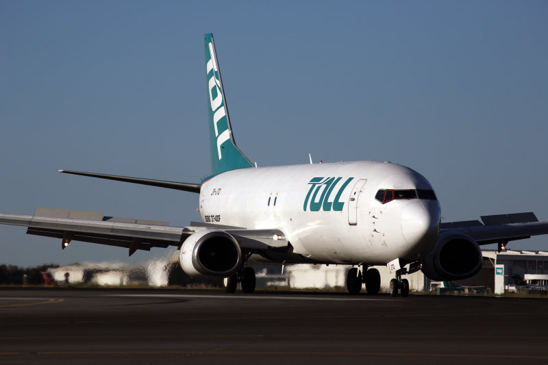 TOLL_BOEING_737_400F_BNE_RF_5K5A0638.jpg