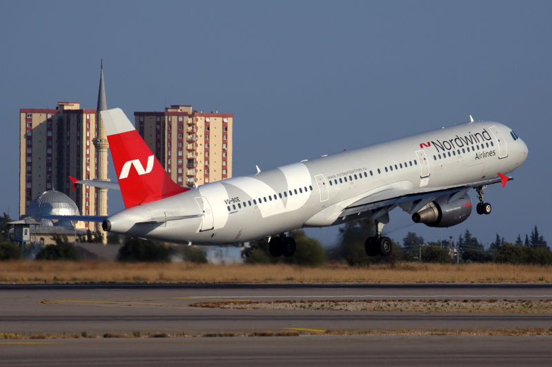 NORDWIND_AIRBUS_A321_AYT_RF_5K5A1219.jpg