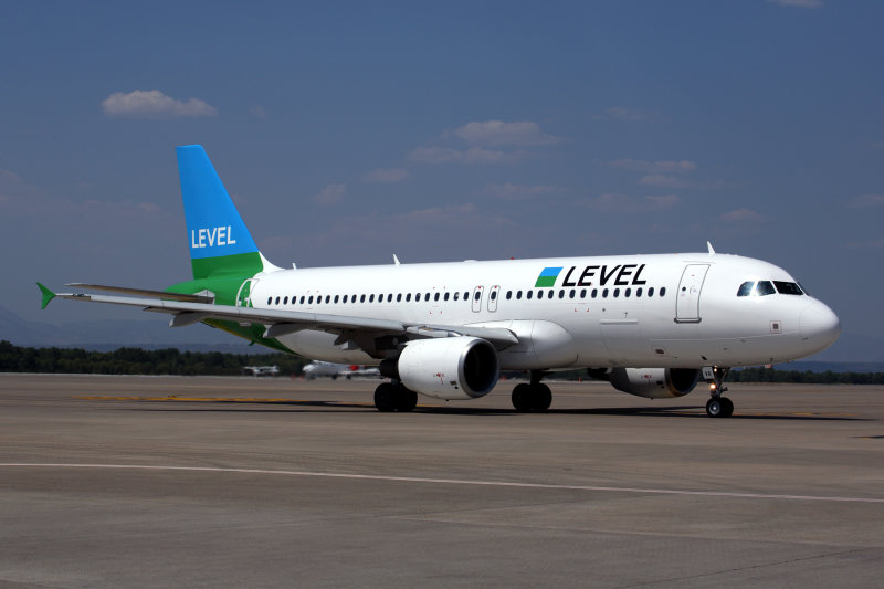 LEVEL_AIRBUS_A320_AYT_RF_5K5A1483.jpg