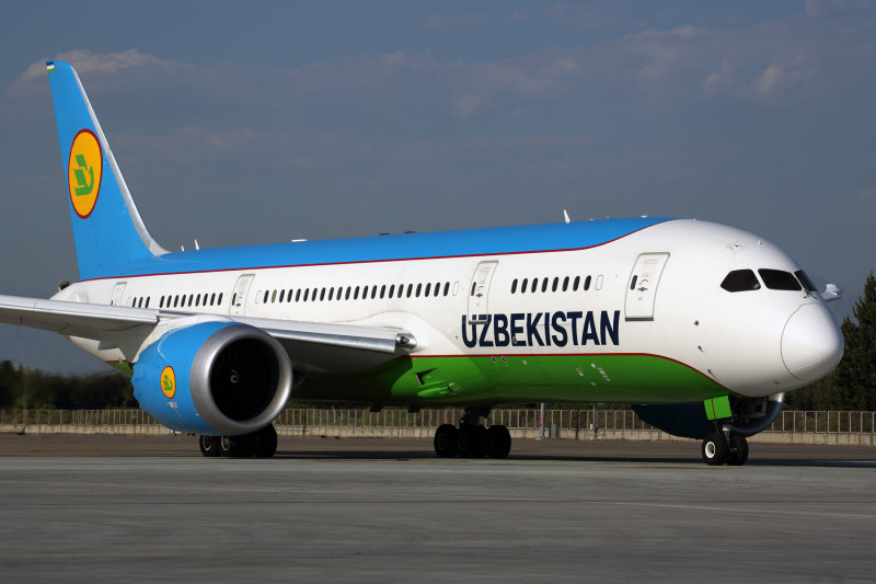 UZBEKISTAN_BOEING_787_8-AYT_RF_5K5A1547.jpg