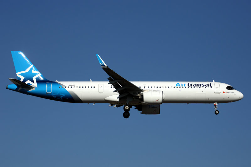 AIR_TRANSAT_AIRBUS_A321_NEO_LIS_RF_5K5A3003.jpg