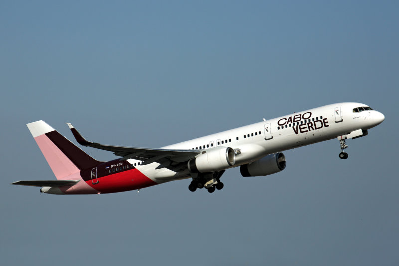 CABO_VERDE_BOEING_757_200_LIS_RF_5K5A2834.jpg