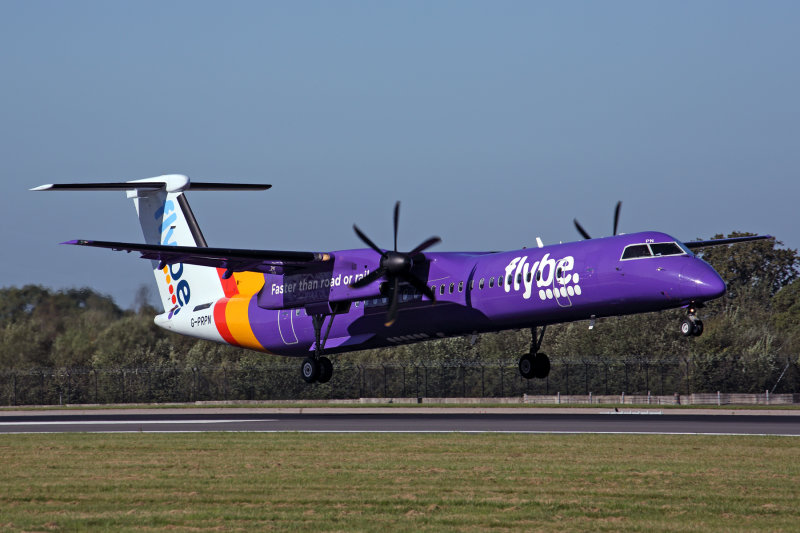 FLYBE_DASH_8_400_MAN_RF_5K5A4246.jpg