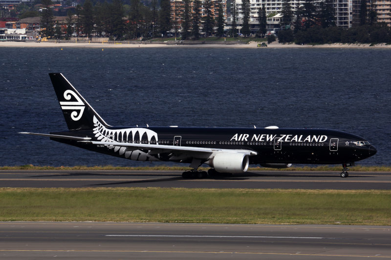 AIR NEW ZEALAND BOEING 777 200 SYD RF 5K5A4796.jpg