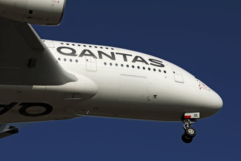 QANTAS AIRBUS A380 MEL RF 002A6748.jpg