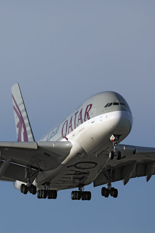 QATAR AIRBUS A380 MEL RF 002A6557.jpg