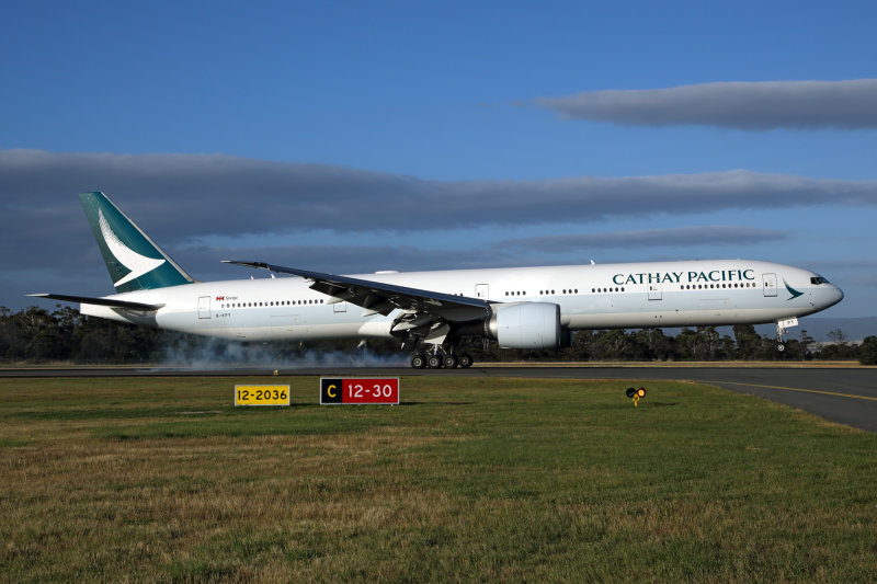 CATHAY PACIFIC BOEING 777 300ER HBA RF 5K5A8247.jpg