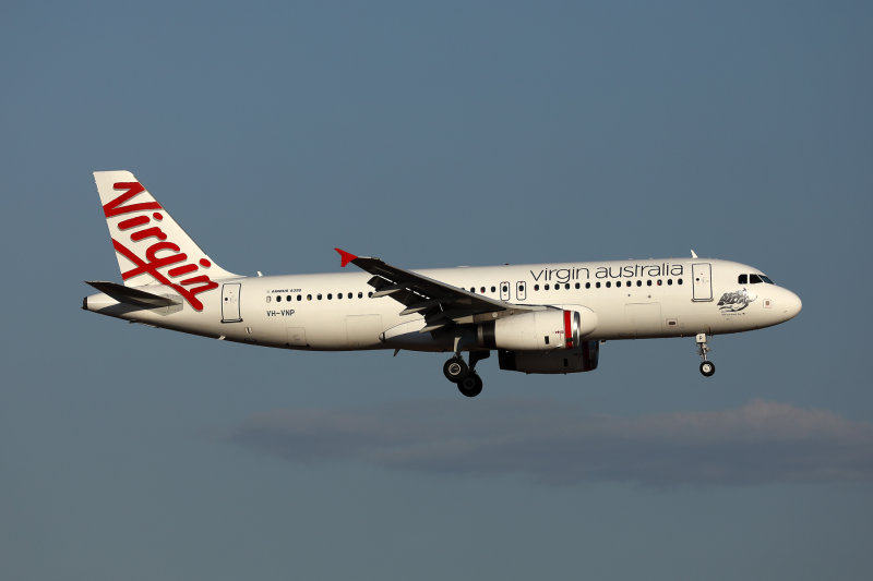 VIRGIN AUSTRALIA AIRBUS A320 PER RF 002A0019.jpg