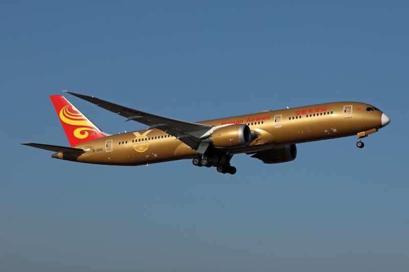 HAINAN AIRLINES BOEING 787 9 MEL RF  002A0296.jpg