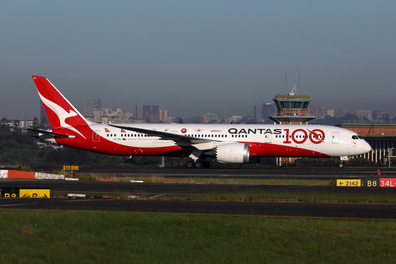 QANTAS BOEING 787 9 SYD RF 002A1259.jpg