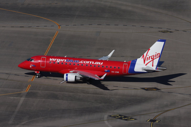 VIRGIN BLUE EMBRAER 170 BNE RF IMG_1774.jpg