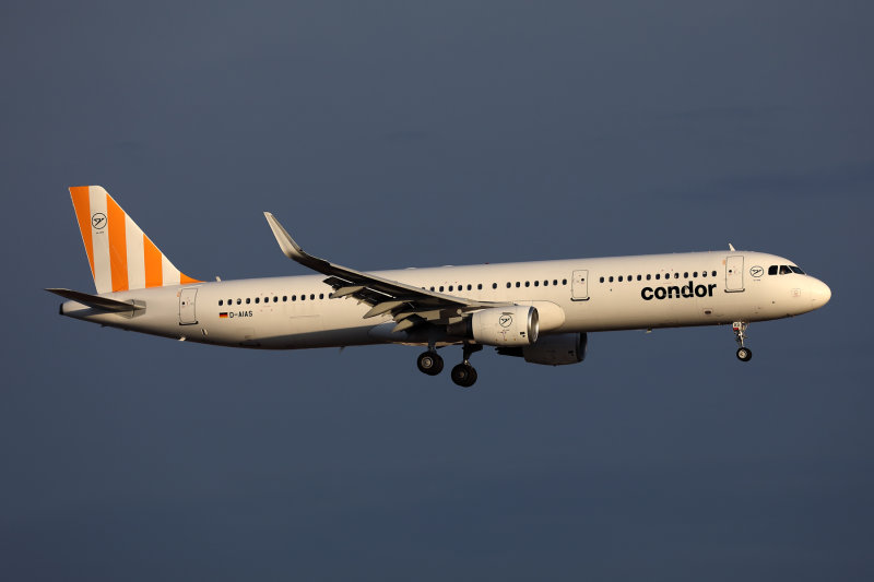 CONDOR AIRBUS A321 PMI RF 002A3607.jpg