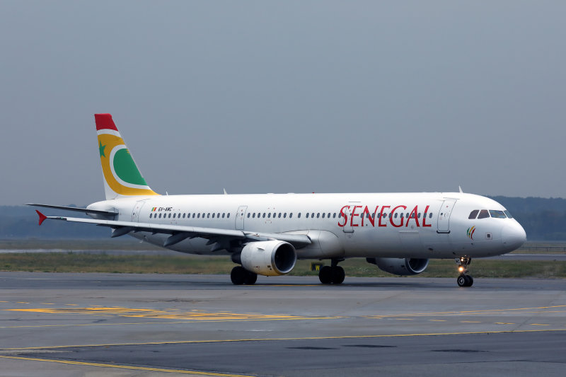 SENEGAL AIRBUS A321 MXP RF 002A4084.jpg