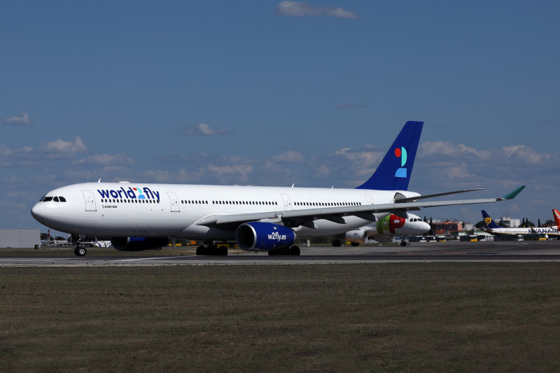 WORLD2FLY AIRBUS A330 300 LIS RF 002A4225.jpg