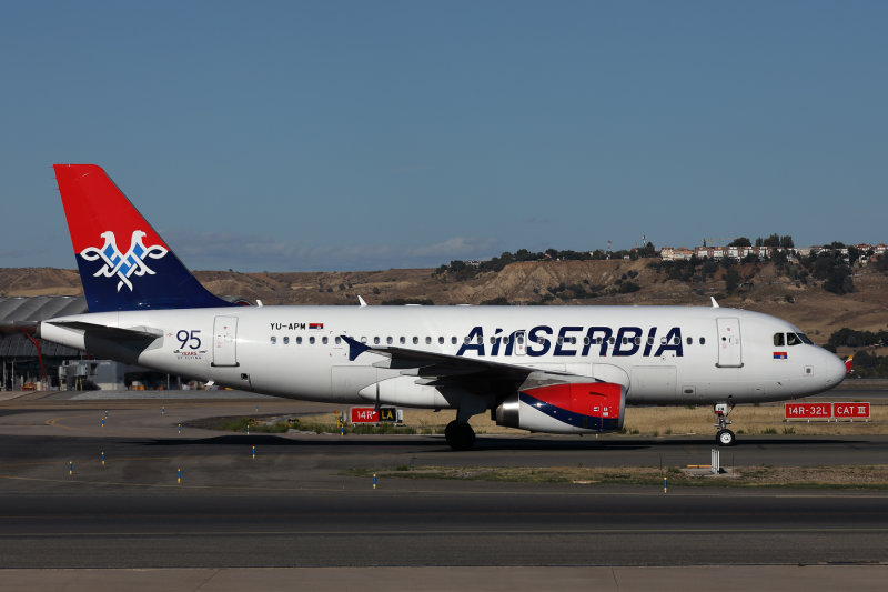 AIR SERBIA AIRBUS A319 MAD RF 002A4694.jpg