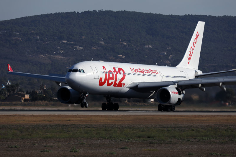 JET 2 AIRBUS A330 300 PMI RF 002A3480.jpg