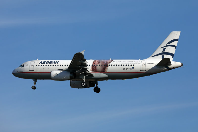 AEGEAN AIRBUS A320 CDG RF 002A3133.jpg