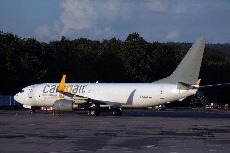 CARGOAIR BOEING 737 800F CGN RF 002A5154.jpg