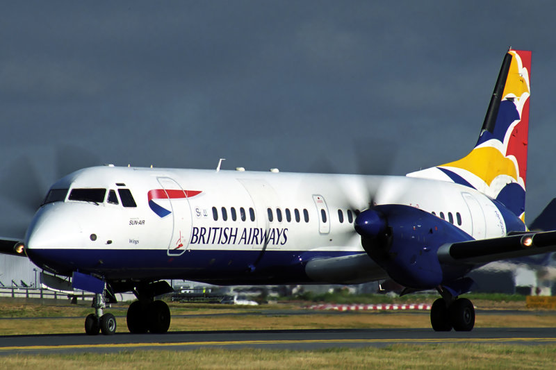 BRITISH AIRWAYS SUN AIR BAE ATP CDG RF 1861 27.jpg