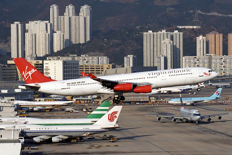 VIRGIN ATLANTIC AIRBUS A340 300 HKG RF 1113 16.jpg