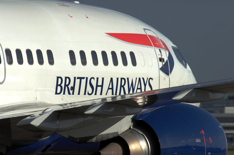BRITISH AIRWAYS BOEING 737 300 AMS RF IMG_2913.jpg