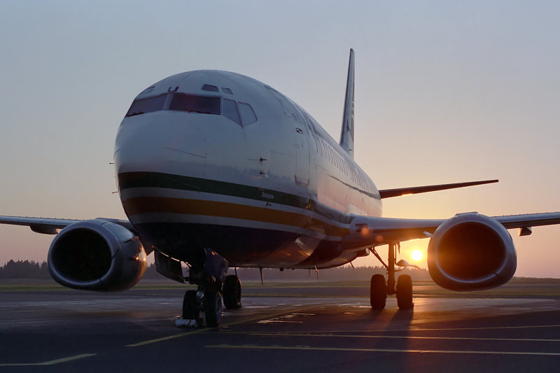 AUSTRALIAN BOEING 737 300 HBA RF 170 17.jpg