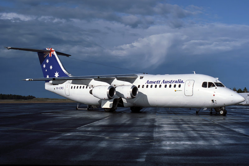 ANSETT AUSTRALIA BAE 146 300 HBA RF 663 34.jpg