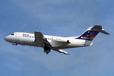 ANSETT FOKKER F28 SYD RF 294 26.jpg