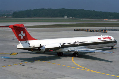 SWISSAIR MD80 GVA RF 457 11.jpg