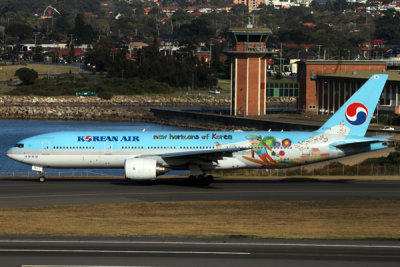 KOREAN AIR BOEING 777 200 SYD RF IMG_6097.jpg