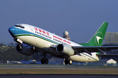 SHENZHEN AIRLINES BOEING 737 300 BJS RF 1671 9.jpg