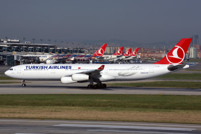 TURKISH AIRLINES AIRBUS A340 300 IST RF 5K5A0528.jpg