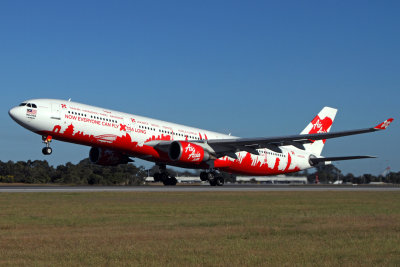 AIR ASIA X AIRBUS A330 300 PER RF 15000 IMG_0323.jpg