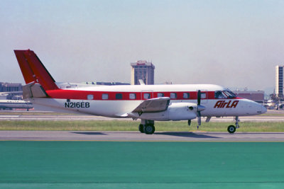 AIR LA EMBRAER 110 LAX RF 499 35.jpg