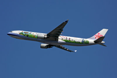CHINA AIRLINES AIRBUS A330 300 HKG RF 5K5A5242.jpg
