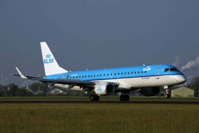 KLM EMBRAER 195 AMS RF 5K5A7972.jpg