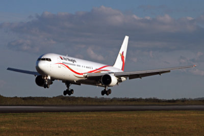 AIR NIUGINI BOEING 767 300 BNE RF IMG_1217.jpg