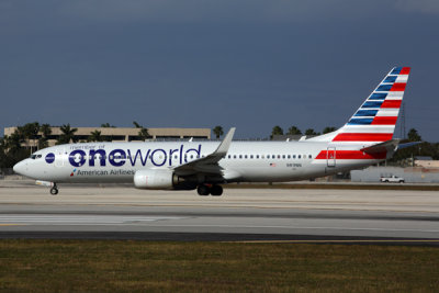 AMERICAN AIRLINES BOEING 737 800 MIA RF 5K5A6103.jpg