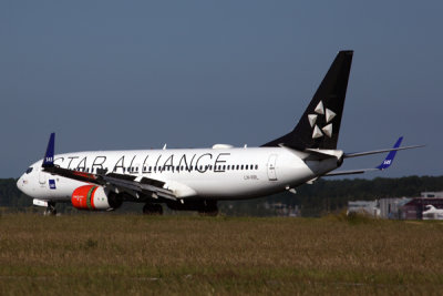 SAS BOEING 737 800 AMS RF 5K5A0106.jpg