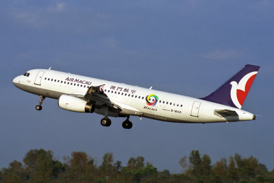 AIR MACAU AIRBUS A320 BJS RF 1670 30.jpg