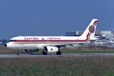 EGYPT AIR AIRBUS A320 GVA RF 1658 12.jpg