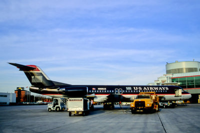 US_AIRWAYS_FOKKER_100_YYZ_RF_V4331.jpg