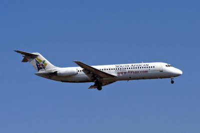 SOUTH_AFRICAN_EXPRESS_DC9_30_JNB_IMG_4833.jpg