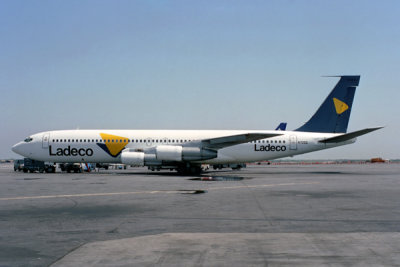 LADECO_BOEING_707_JFK_RF_548_20.jpg