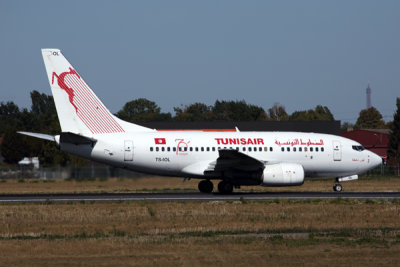 TUNIS_AIR_BOEING_737_600_ORY_RF_5K5A3802.jpg