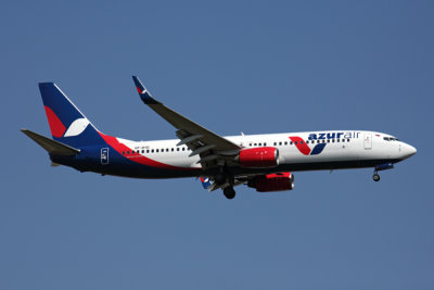 AZUR_AIR_BOEING_737_800_AYT_RF_5K5A2208.jpg
